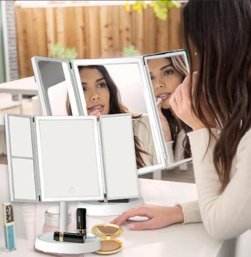 مرآة مكياج ثلاثية الطي